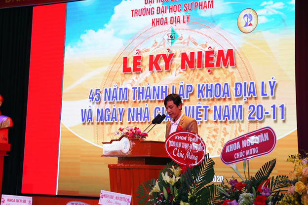 Anh Nguyễn Văn Toản cựu sinh viên khoá 02 phát biểu cảm nghĩ
