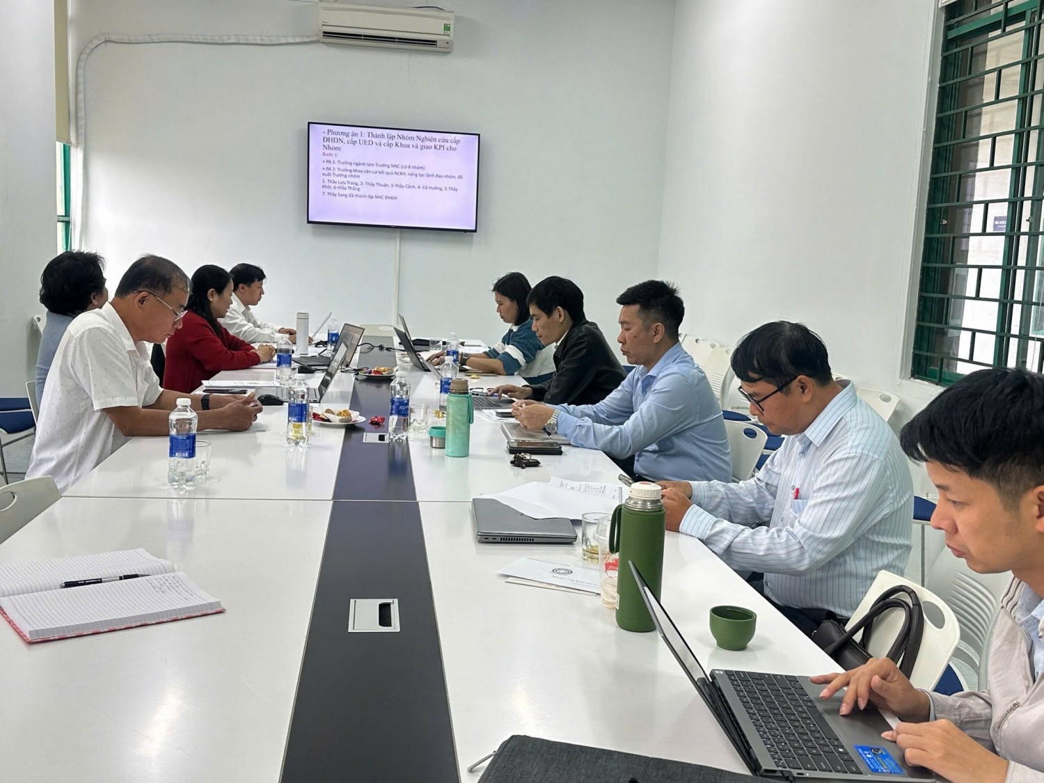 TỌA ĐÀM TỔ CHỨC VÀ HOẠT ĐỘNG NHÓM NGHIÊN CỨU ĐÁP ỨNG YÊU CẦU CỦA THÔNG BÁO SỐ 45 – TB/TGV