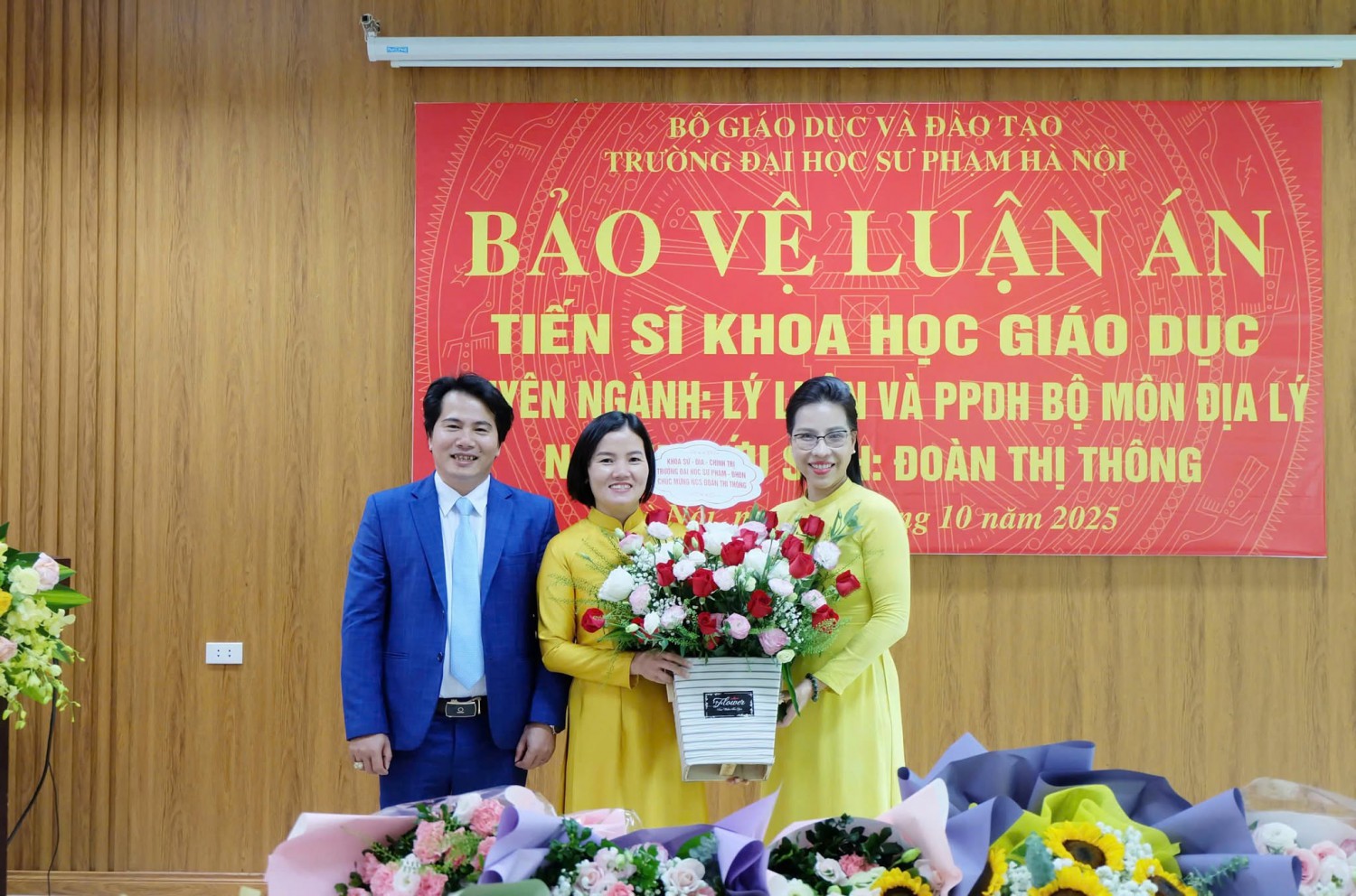 🎓 CHÚC MỪNG TÂN TIẾN SĨ ĐOÀN THỊ THÔNG 🎓